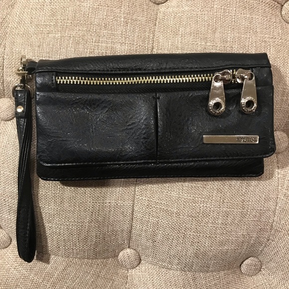 Kenneth Cole Wristlet - Picture 3 of 4